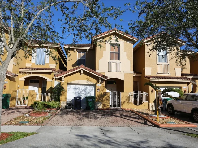 971 SW 154th Path # 971, Miami FL 33194