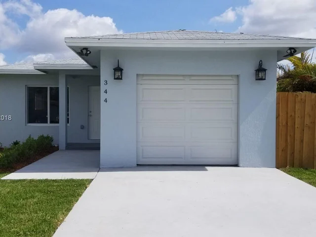 344 SW SW 3 St, Florida City FL 33034