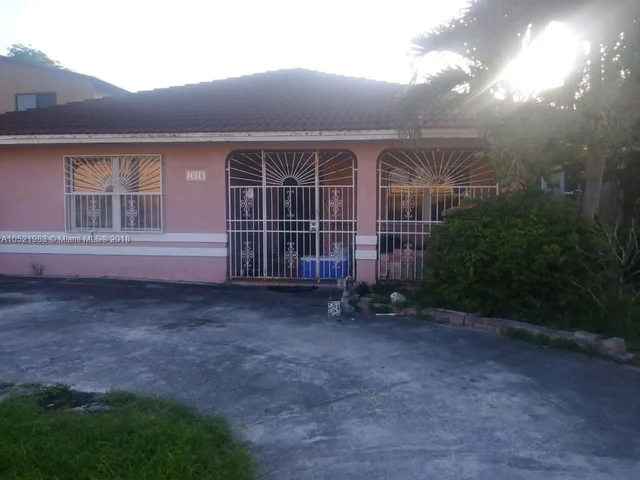 1016 SW 68th Ave, Miami FL 33144