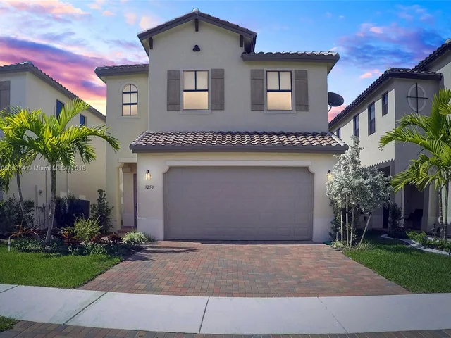 3250 W 97, Hialeah Gardens FL 33018