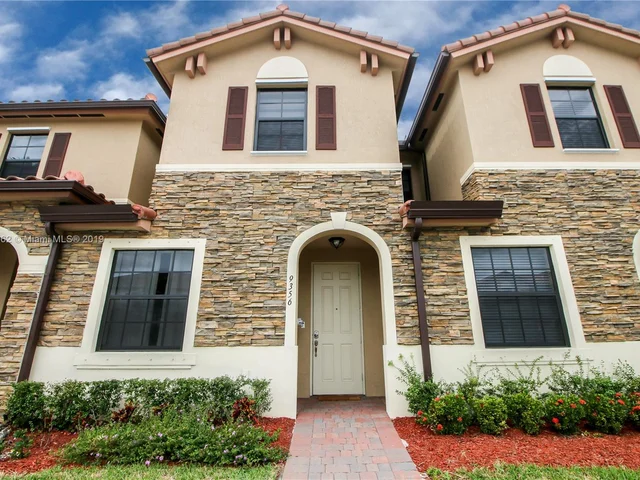 9356 W 32nd Ln # 9356, Hialeah Gardens FL 33018