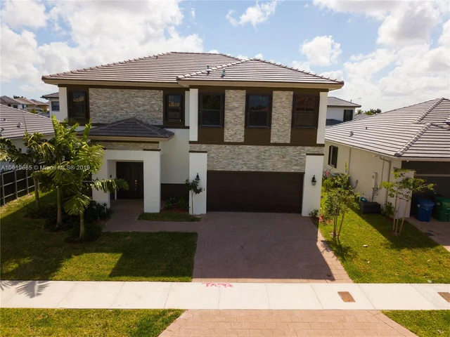 15962 SW 44th St, Miami FL 33185