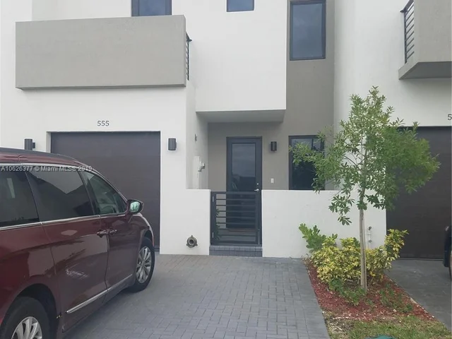 555 SW 91st Ave # 555, Miami FL 33174