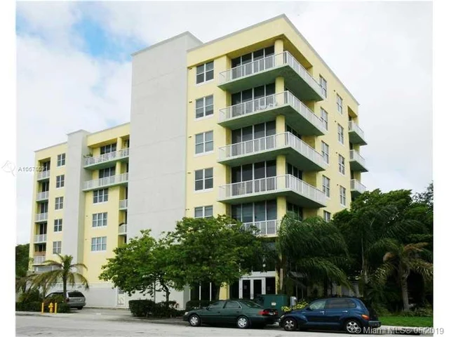 1350 NW 8th Ct # 6, Miami FL 33136