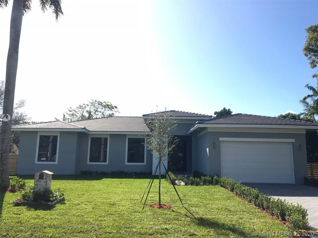 9340 SW 177th St, Palmetto Bay FL 33157