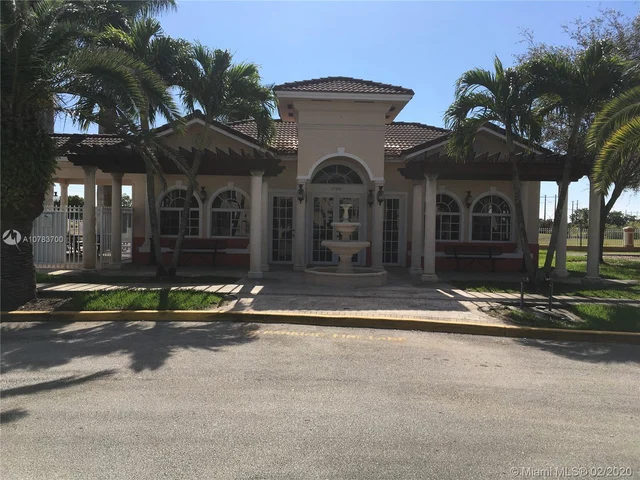 17968 NW 74th Ct # 17968, Hialeah FL 33015