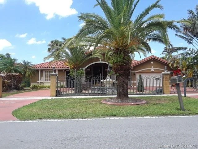 12535 NW 6th St, Miami FL 33182