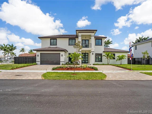 2845 SW 137th Path, Miami FL 33175