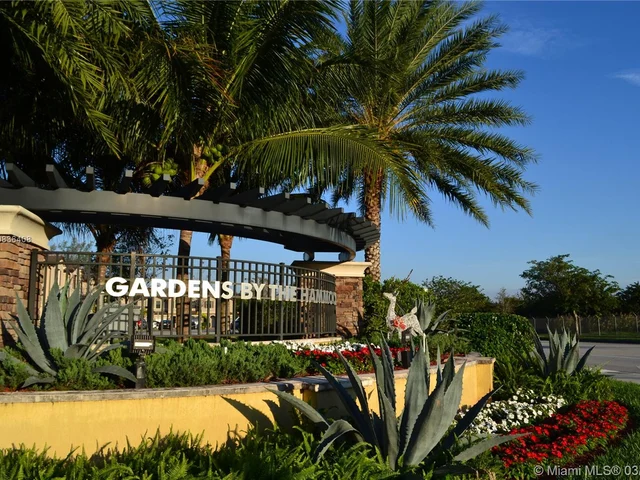 15065 SW 113th Ter, Kendall FL 33196