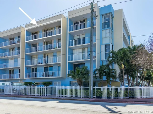 8340 Harding Ave # 502, Miami Beach FL 33141