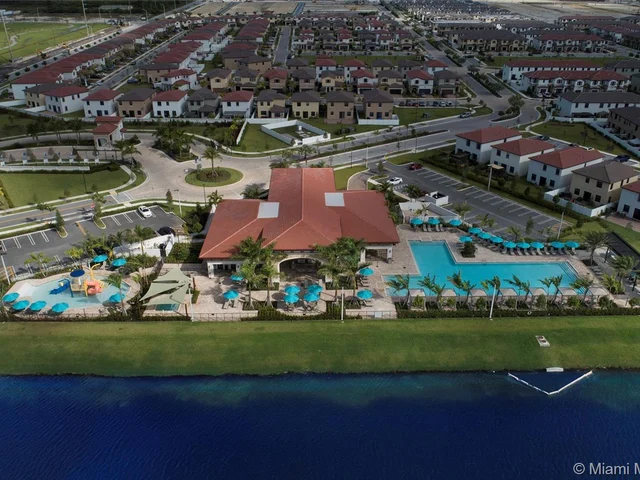 3423 W 106 TERR # 0, Hialeah Gardens FL 33018