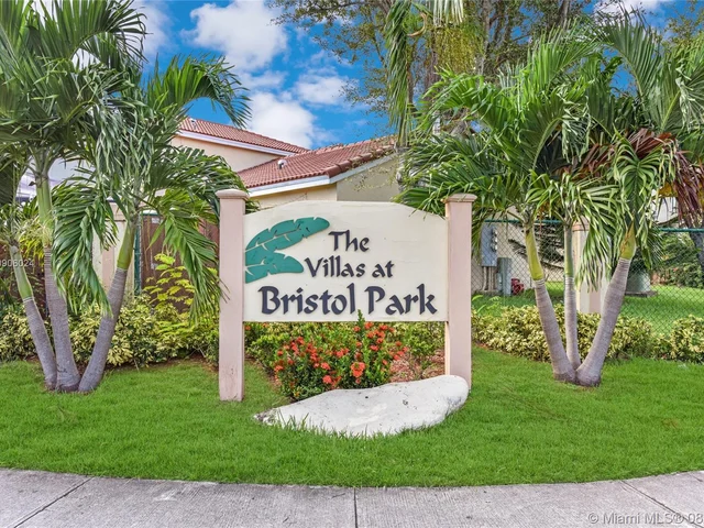 384 NW 114th Ave # 104, Sweetwater FL 33172