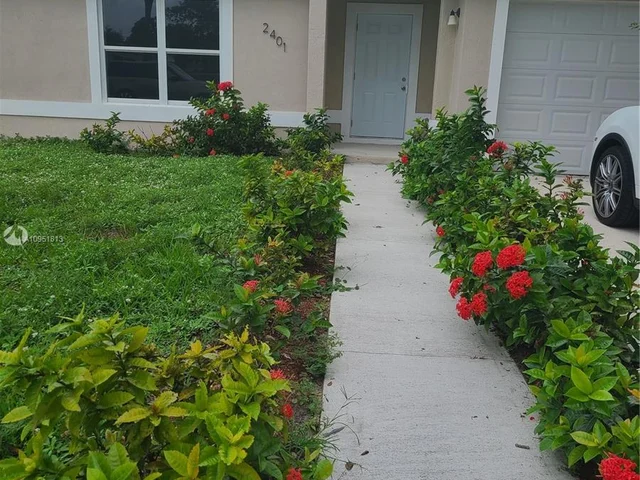 2401 NW 152nd Ter, Miami Gardens FL 33054