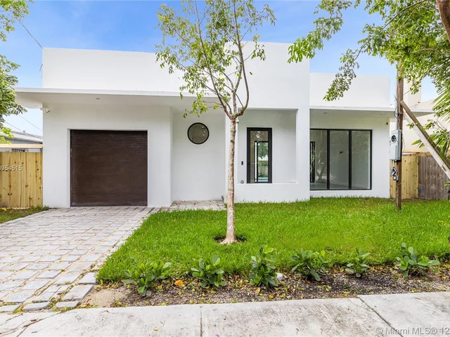 530 NE 68 St, Miami FL 33138