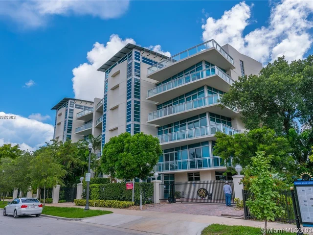 1090 NW N River Dr # 403, Miami FL 33136