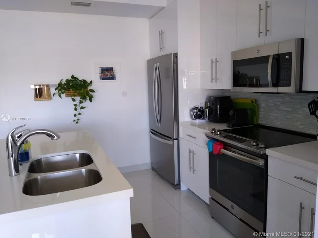 2651 NE 212th Ter # 303, Aventura FL 33180