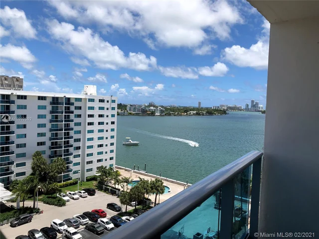 7501 E Treasure Dr # 10M, North Bay Village FL 33141