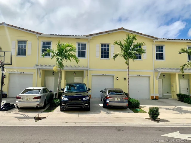1005 NW 41st Ave # 1005, Lauderhill FL 33313