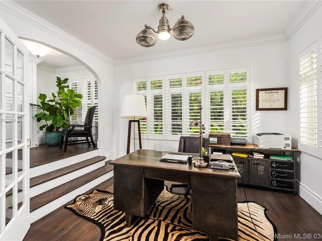 101 NE 45th St, Miami FL 33137