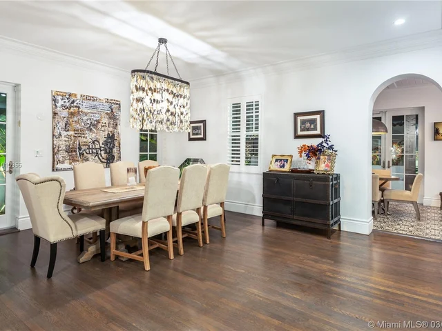 101 NE 45th St, Miami FL 33137