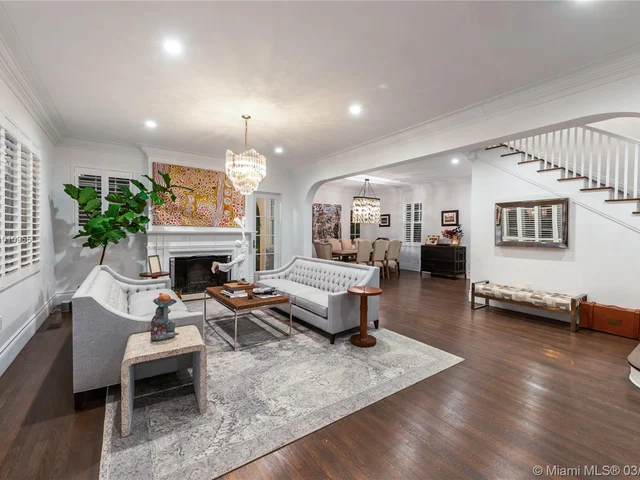 101 NE 45th St, Miami FL 33137