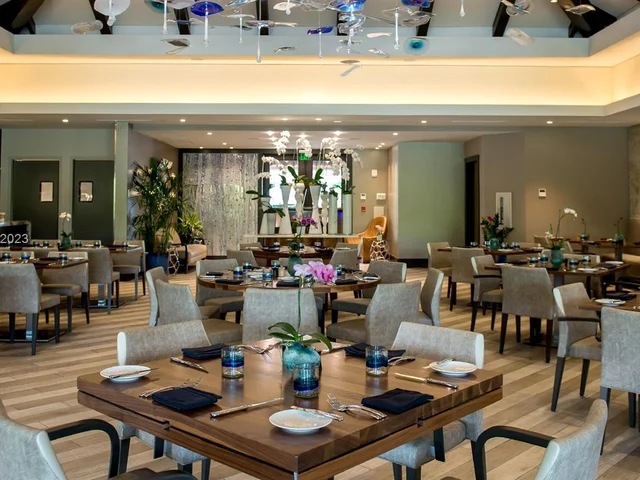 6000 Island Blvd, Aventura FL 33160