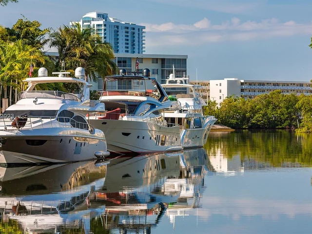 6000 Island Blvd, Aventura FL 33160