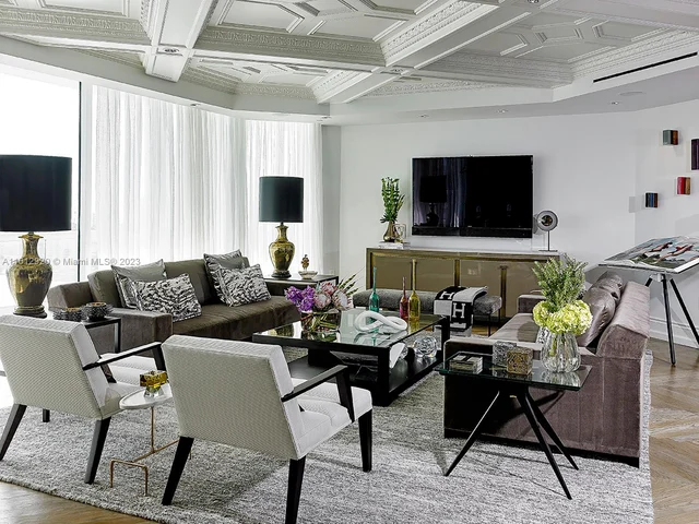 6000 Island Blvd, Aventura FL 33160