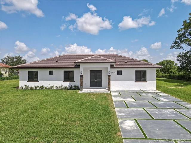 21475 SW 248 ST, Homestead FL 33031
