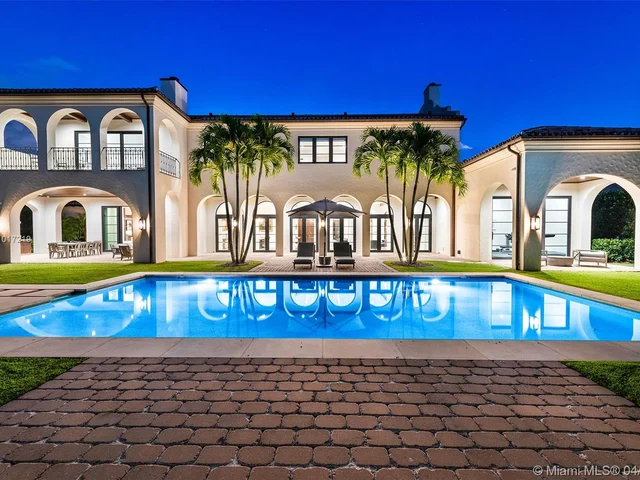 12427 Cypress Island Way, Wellington FL 33414