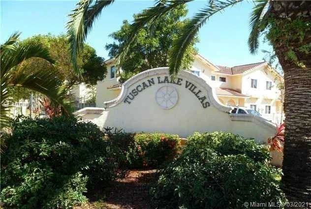 17908 NW 74th Ct, Hialeah FL 33015