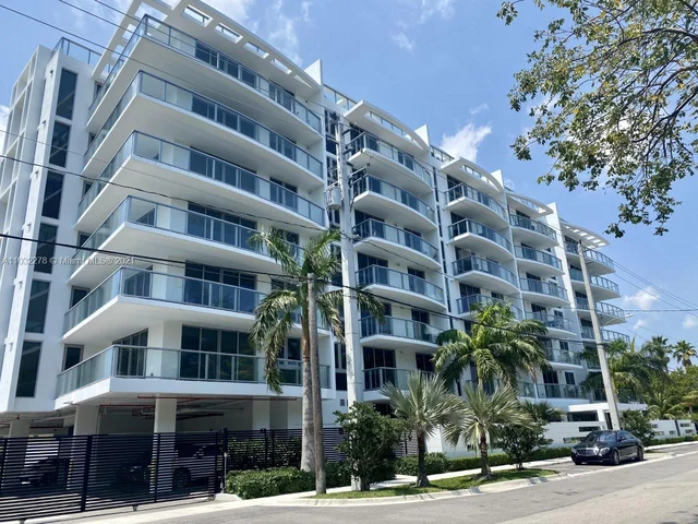 13800 Highland Dr # 308, North Miami Beach FL 33181