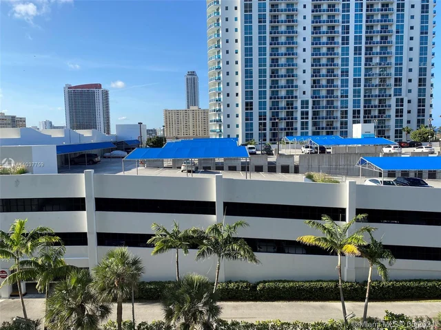 1965 S Ocean Dr # 4D, Hallandale Beach FL 33009