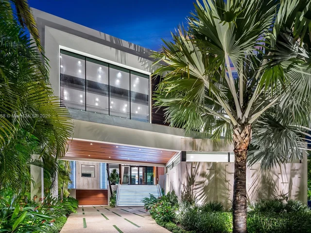 1133 Belle Meade Island Dr, Miami FL 33138