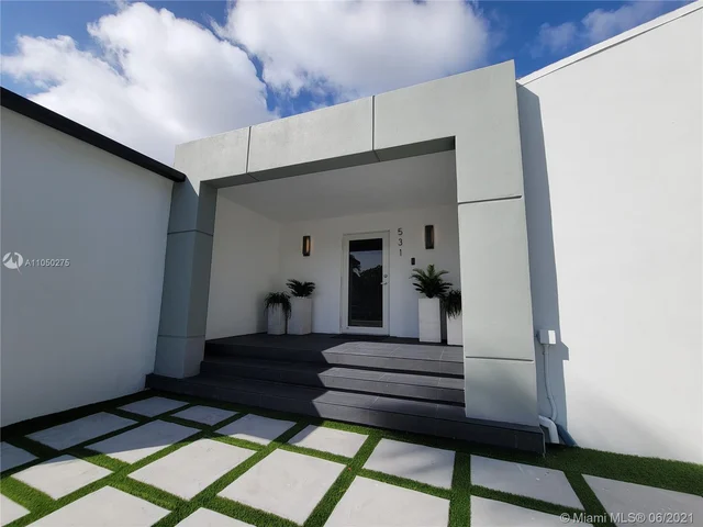 531 SW 23rd Rd, Miami FL 33129