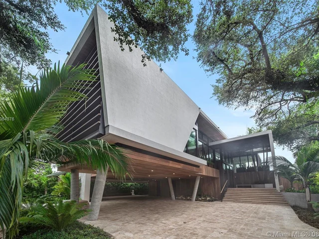 2930 Brickell Ave, Miami FL 33129