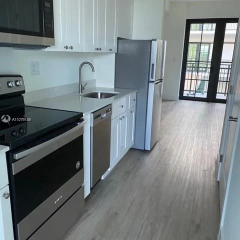 4100 SW Davie Rd # 413, Davie FL 33314