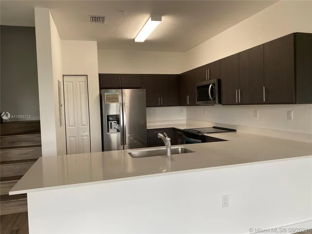 15560 SW 136th St # 206, Miami FL 33196