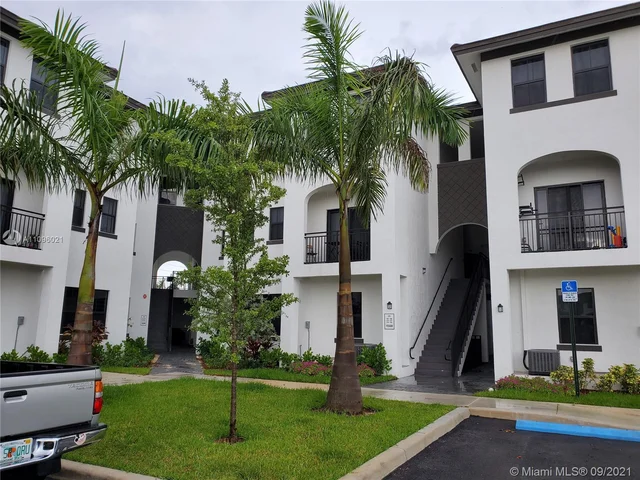 15500 SW 136 st # 110, Miami FL 33196