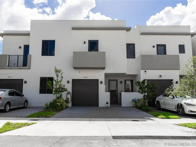 536 SW 91st Pl, Miami FL 33174