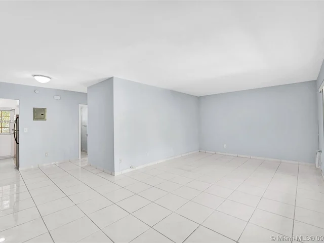 7920 East Dr # 16, North Bay Village FL 33141