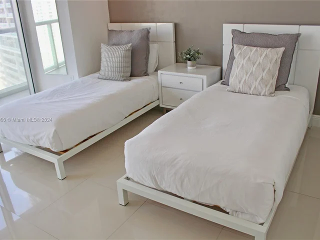 485 Brickell Ave # 2602, Miami FL 33131