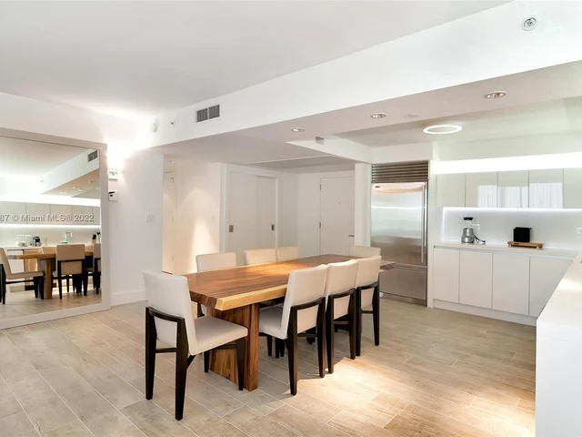 102 24th St # 919, Miami Beach FL 33139