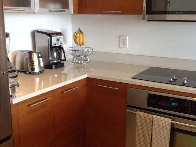 3250 NE 1st Ave # 909, Miami FL 33137
