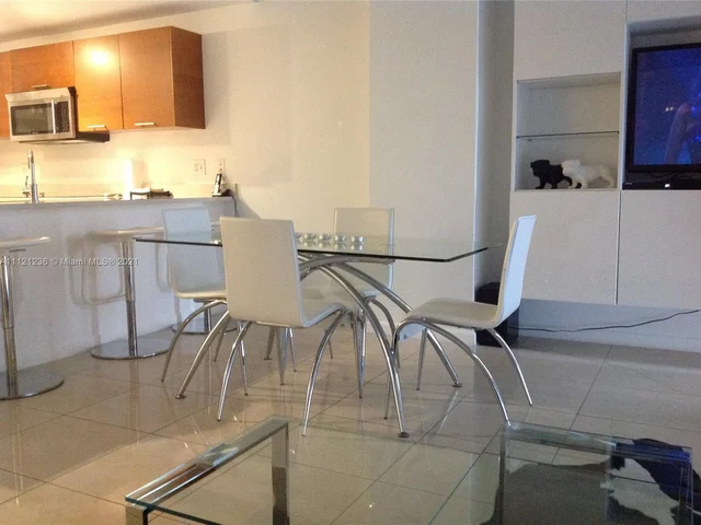 3250 NE 1st Ave # 909, Miami FL 33137