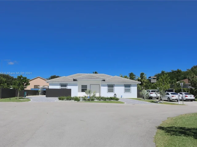 16245 SW 275th St, Homestead FL 33031