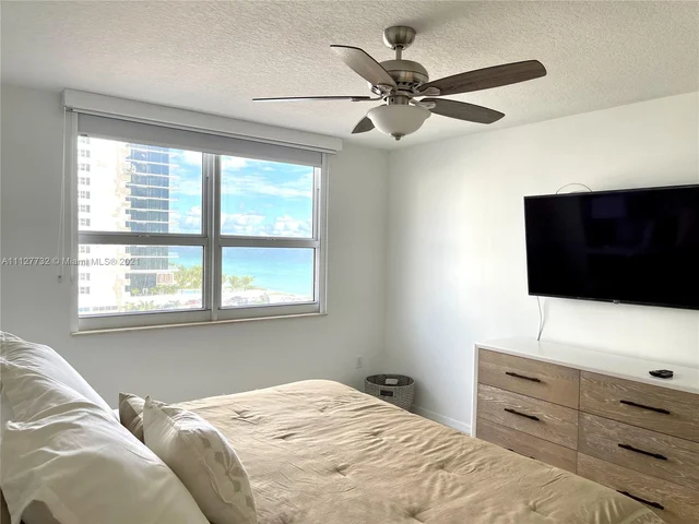 2080 S Ocean Dr # 604, Hallandale Beach FL 33009