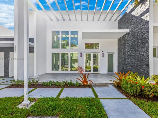 8254 NW 34th St, Doral FL 33122