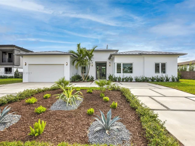 10370 SW SW 131 TERR, Miami FL 33176