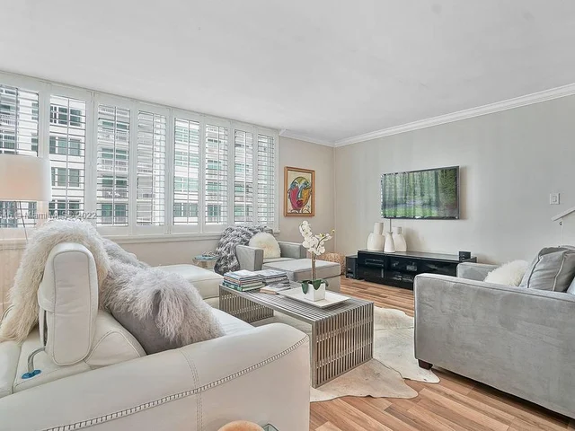 5401 Collins Ave # 343, Miami Beach FL 33140